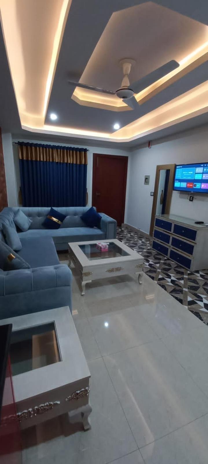 Royal Galaxy Hotel & Residence - Near Islamabad International Airport & Motorway Екстер'єр фото