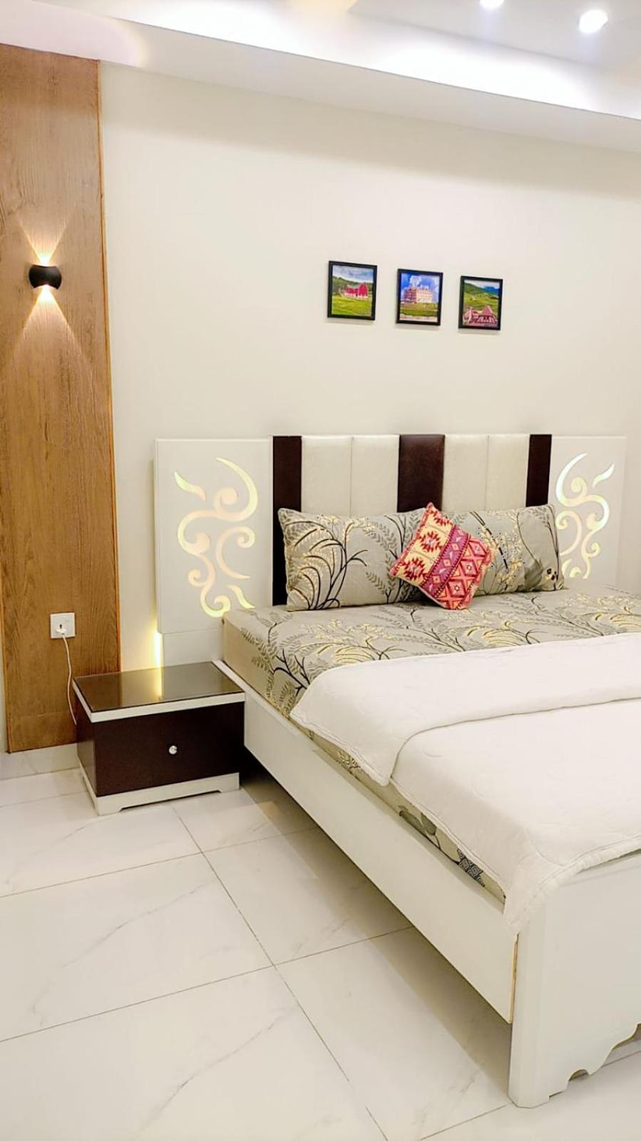Royal Galaxy Hotel & Residence - Near Islamabad International Airport & Motorway Екстер'єр фото