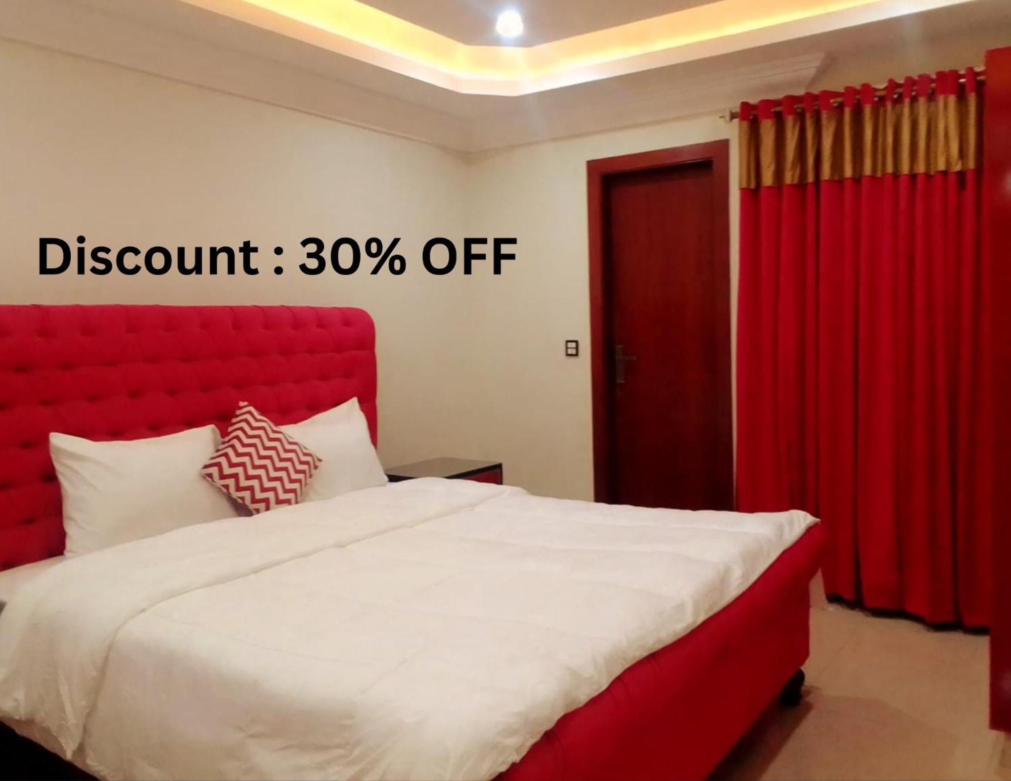 Royal Galaxy Hotel & Residence - Near Islamabad International Airport & Motorway Екстер'єр фото